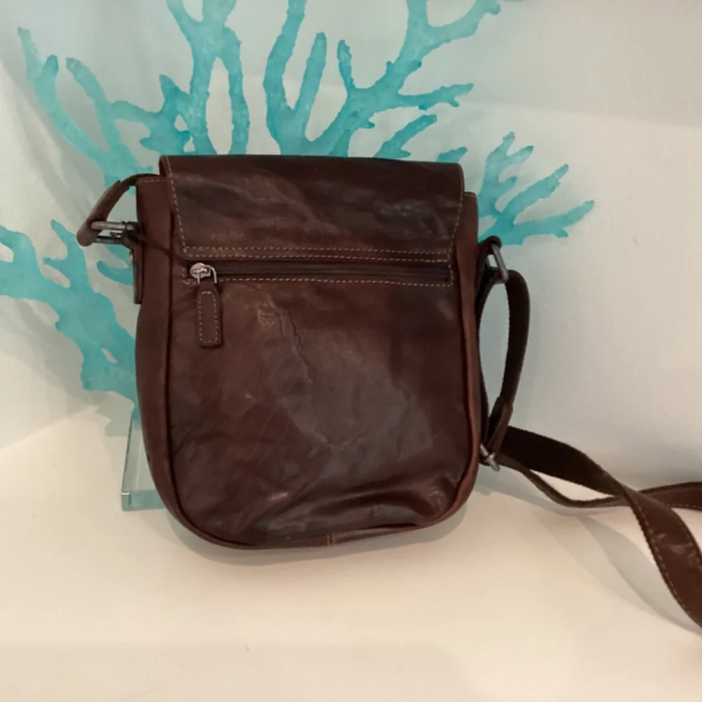 NWT JACK GEORGES BROWN GENUINE LEATHER CROSS SHOULDER MESSENGER BAG